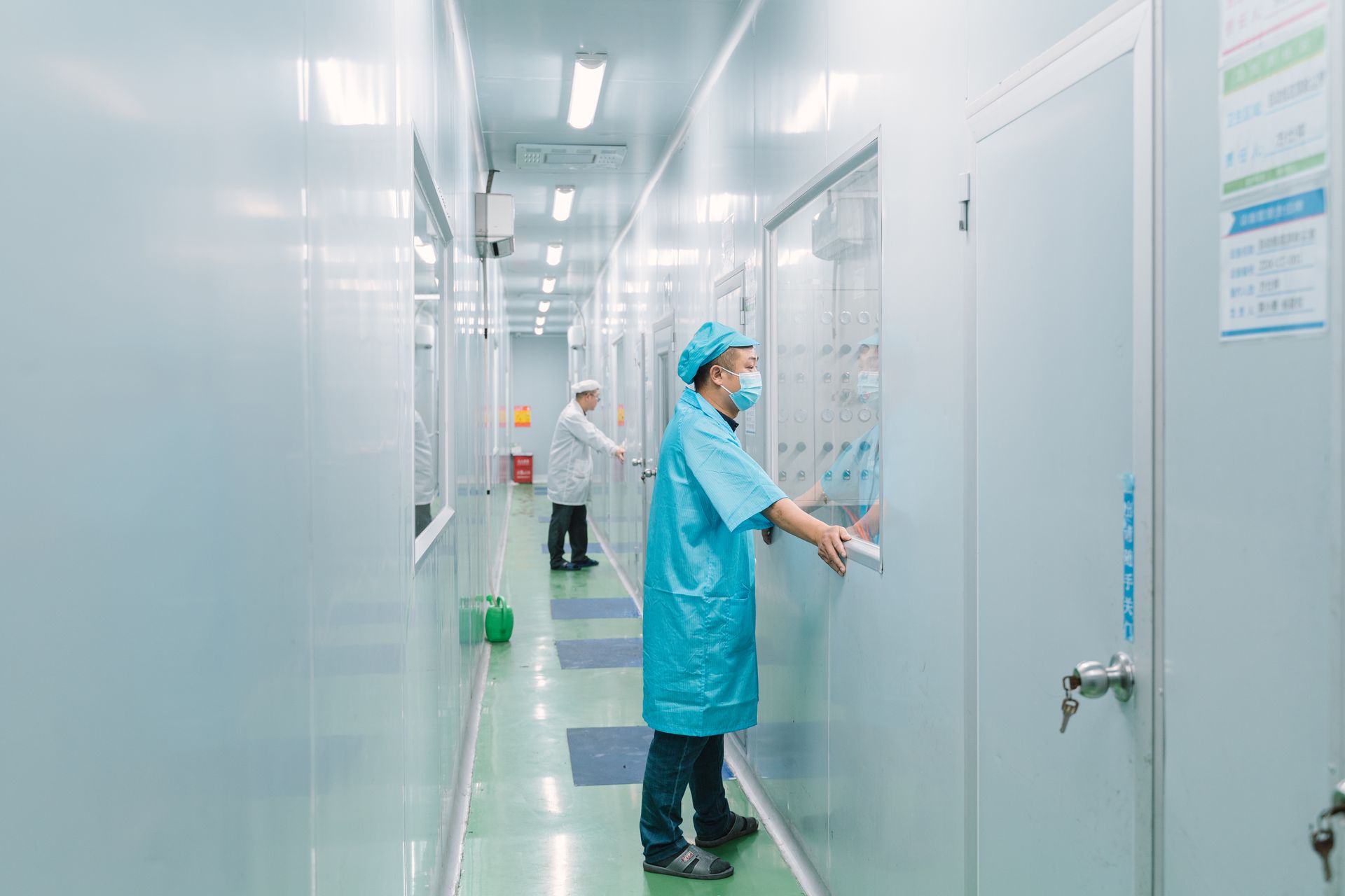 Clean corridor of the cleanroom